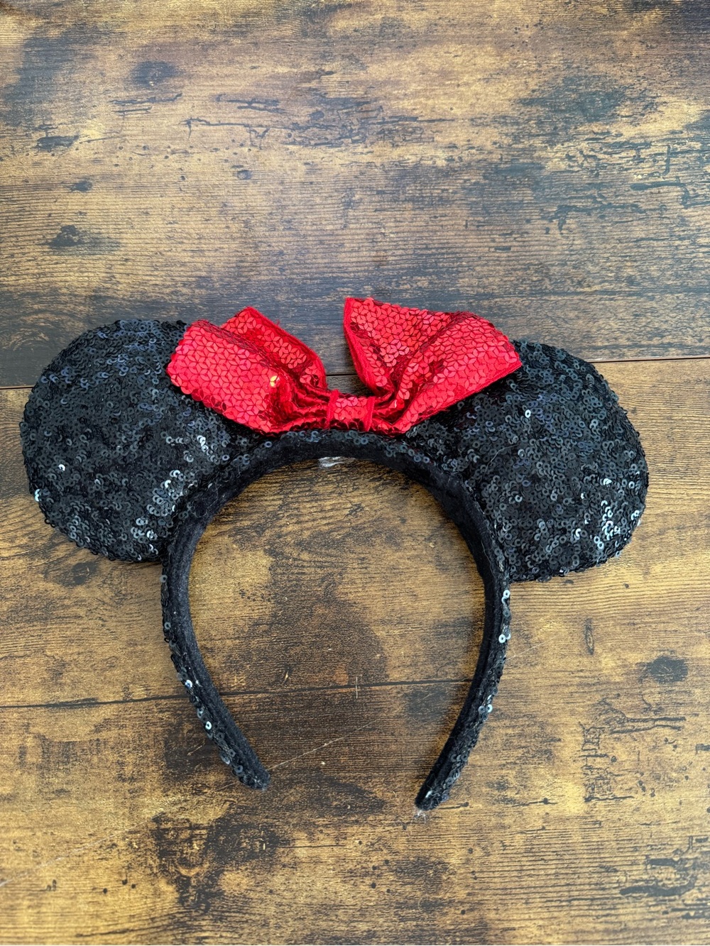 Disneyland Minnie Mouse Ears Sequined